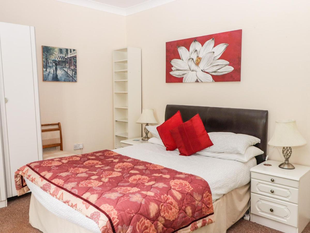 Gwylan Apartment Tenby Esterno foto