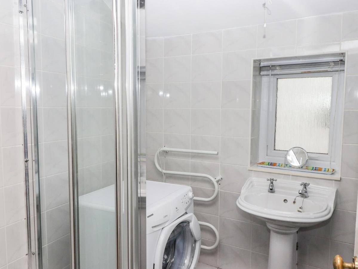 Gwylan Apartment Tenby Esterno foto